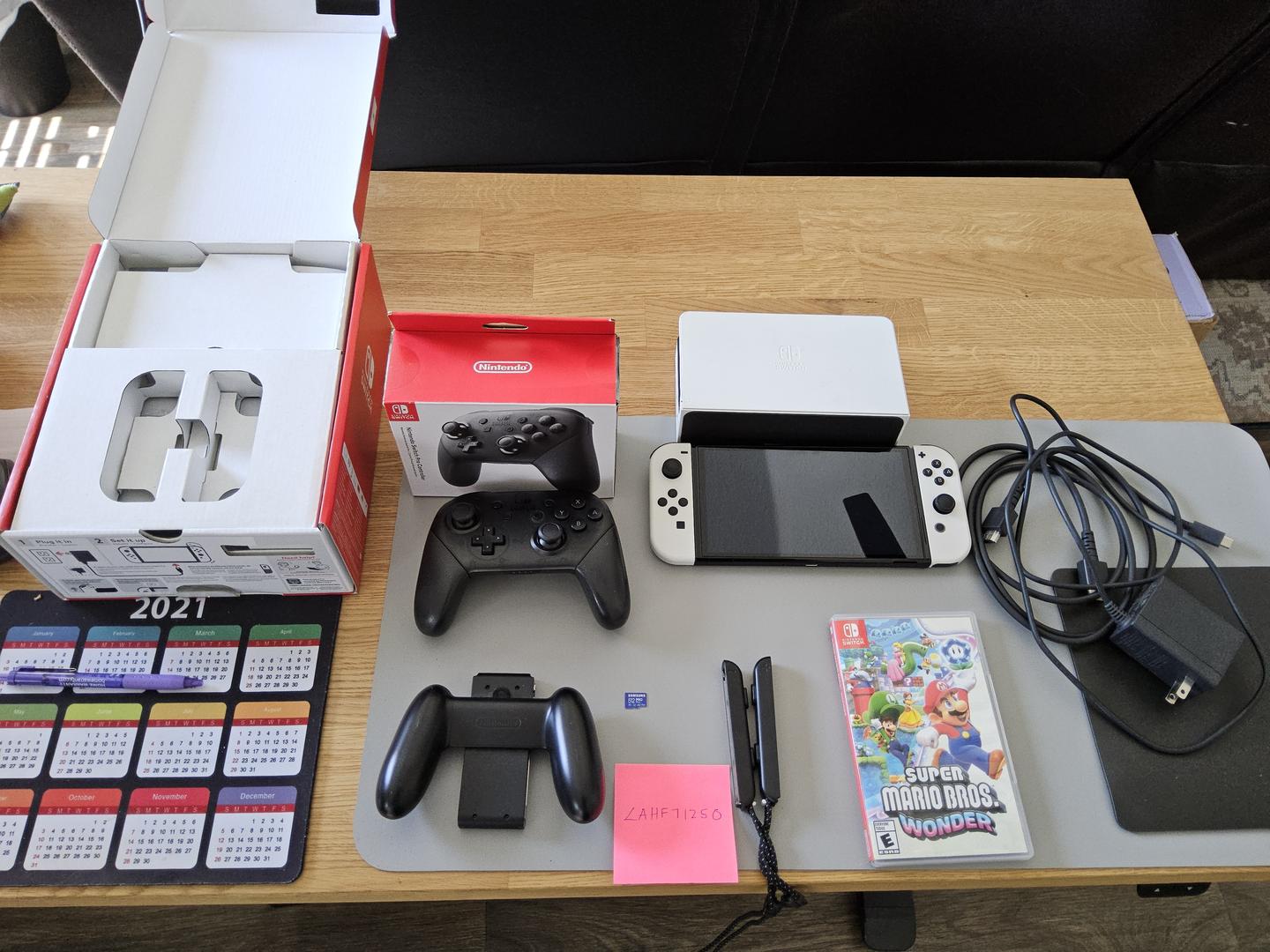 Nintendo Switch - OLED - 64GB, White - LAHF71250 - Swappa