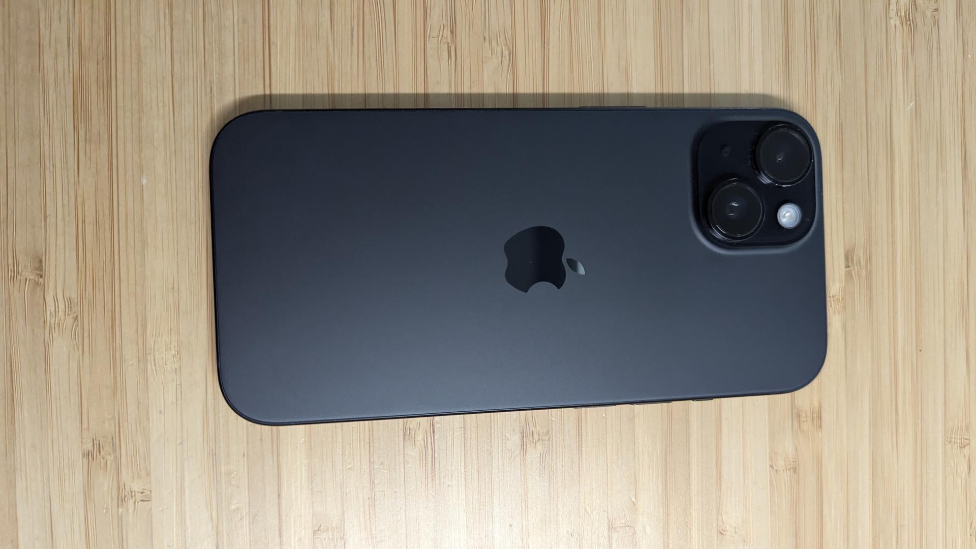 Apple iPhone 15 - Unlocked, 128GB, Black, A2846 - LAHG28738 - Swappa