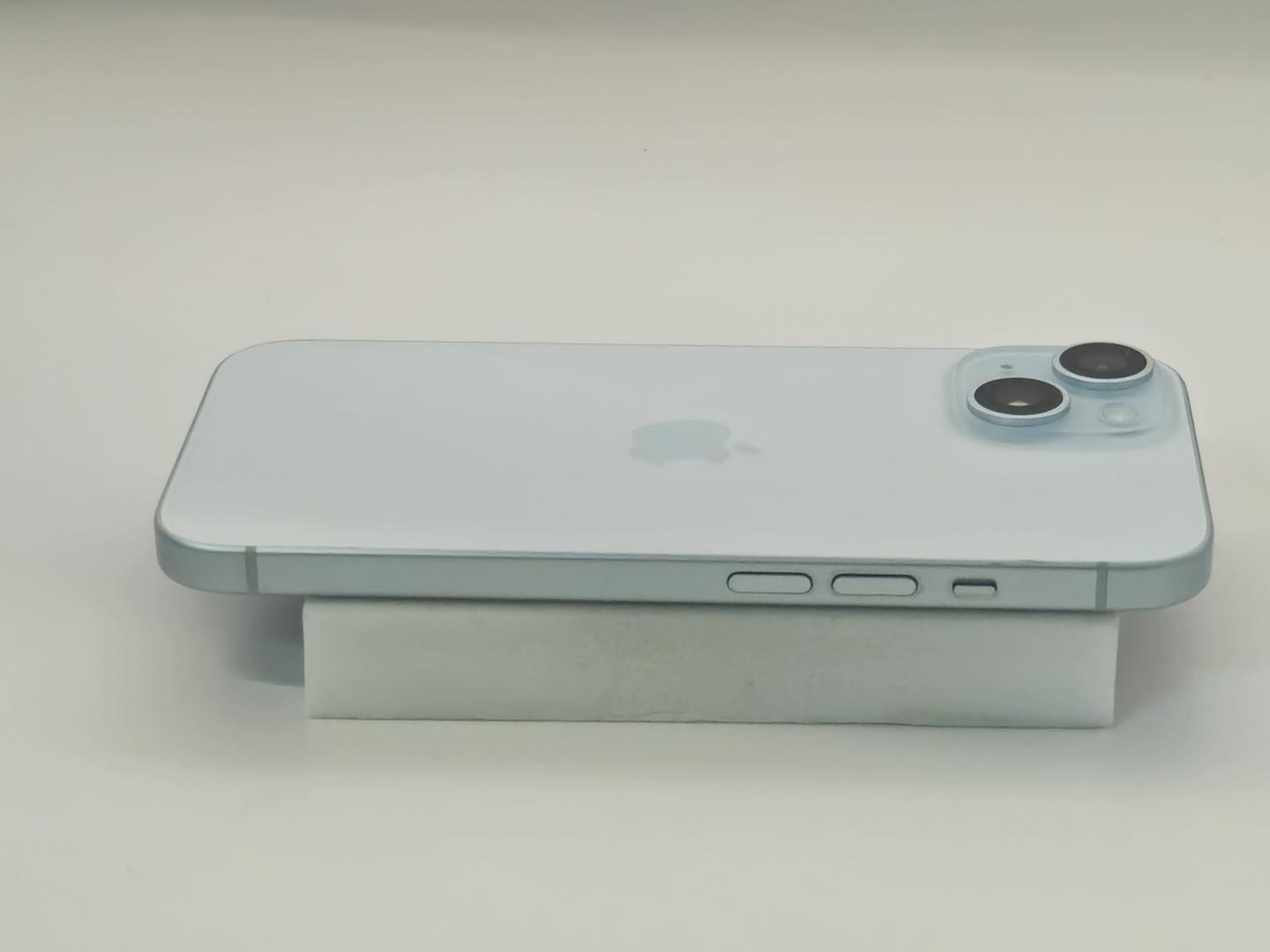 Apple iPhone 15 - Unlocked, 128GB, Blue, A2846 - LAHG39430 - Swappa