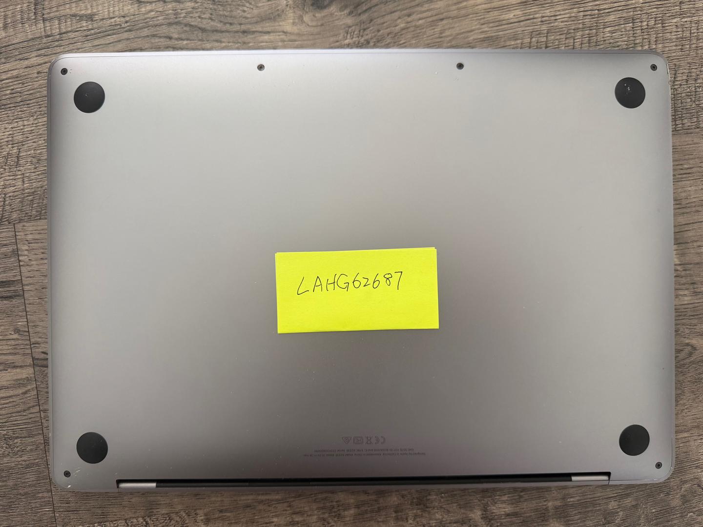 MacBook Pro 2020 - 13" - 256 GB, Gris, 8 GB, Apple M1 2