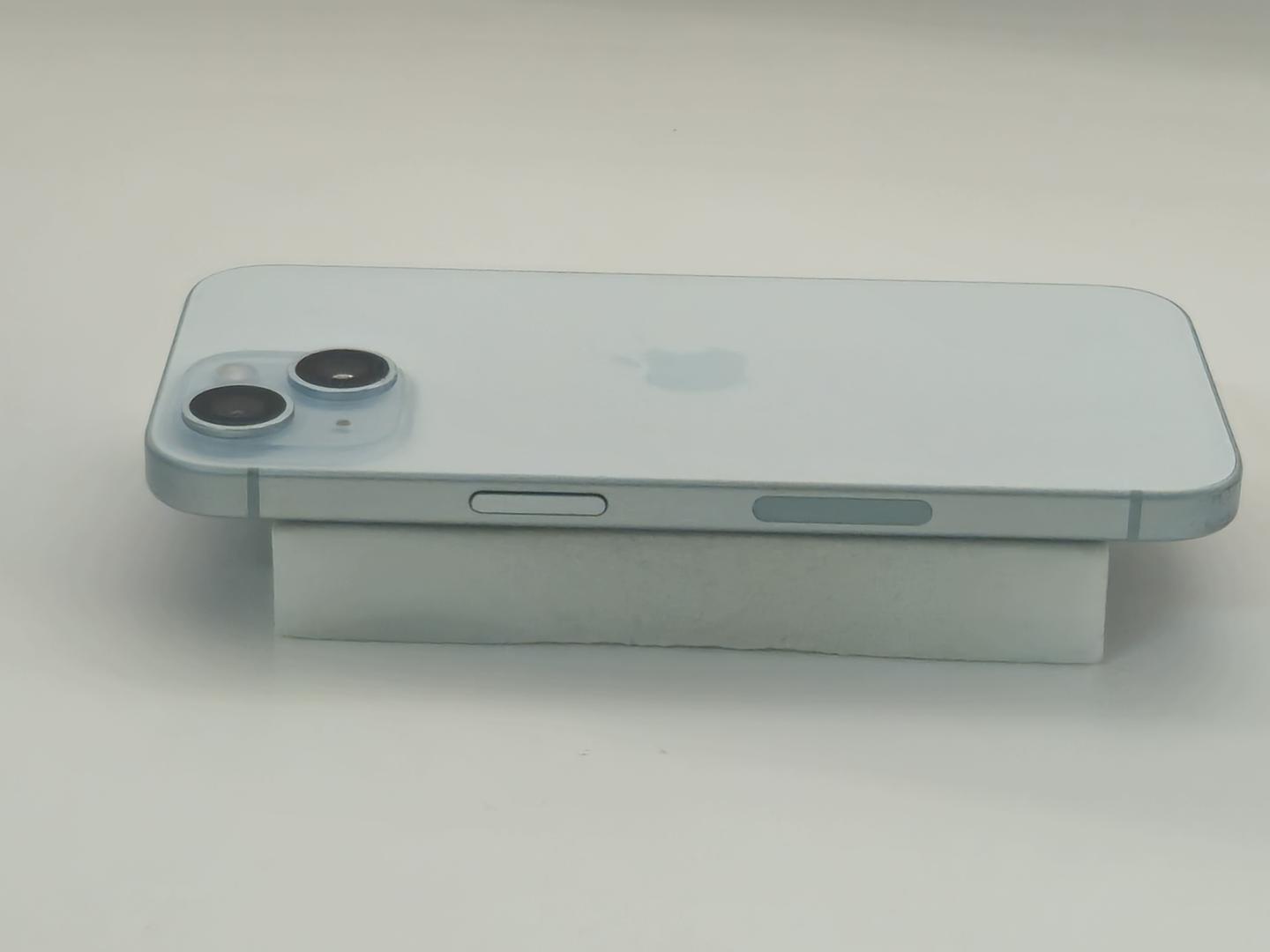 Apple iPhone 15 - Unlocked, 128GB, Blue, A2846 - LAHH90140 - Swappa
