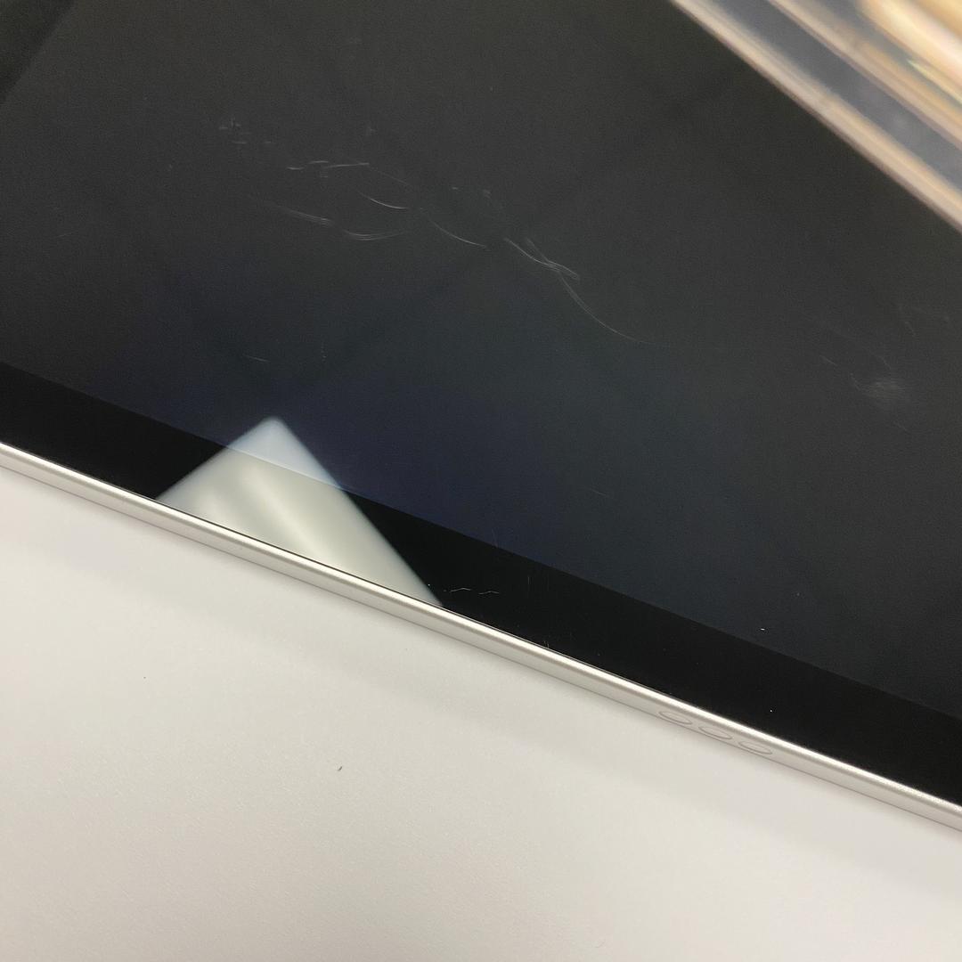 Apple iPad (10th Gen) - Wi-Fi, 64GB, Silver, A2696 - LAHO26952