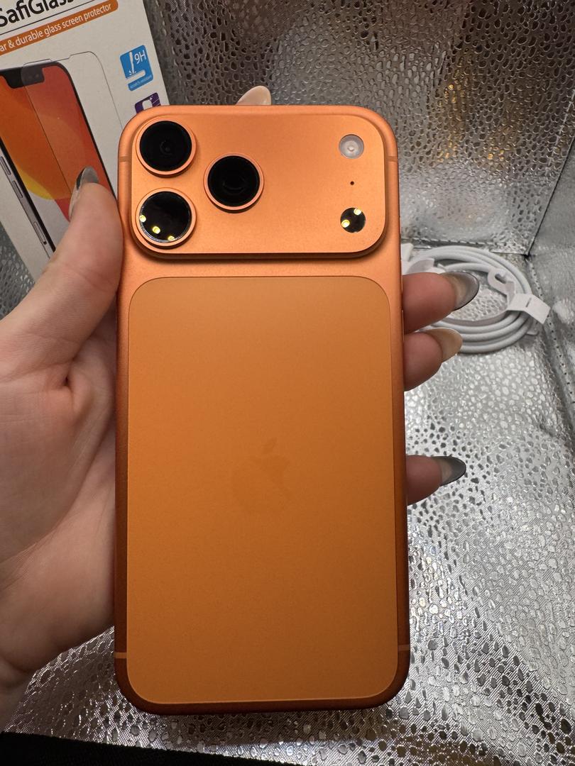 Apple iPhone 17 Pro Max - Verizon, 512GB, Cosmic Orange, A3257