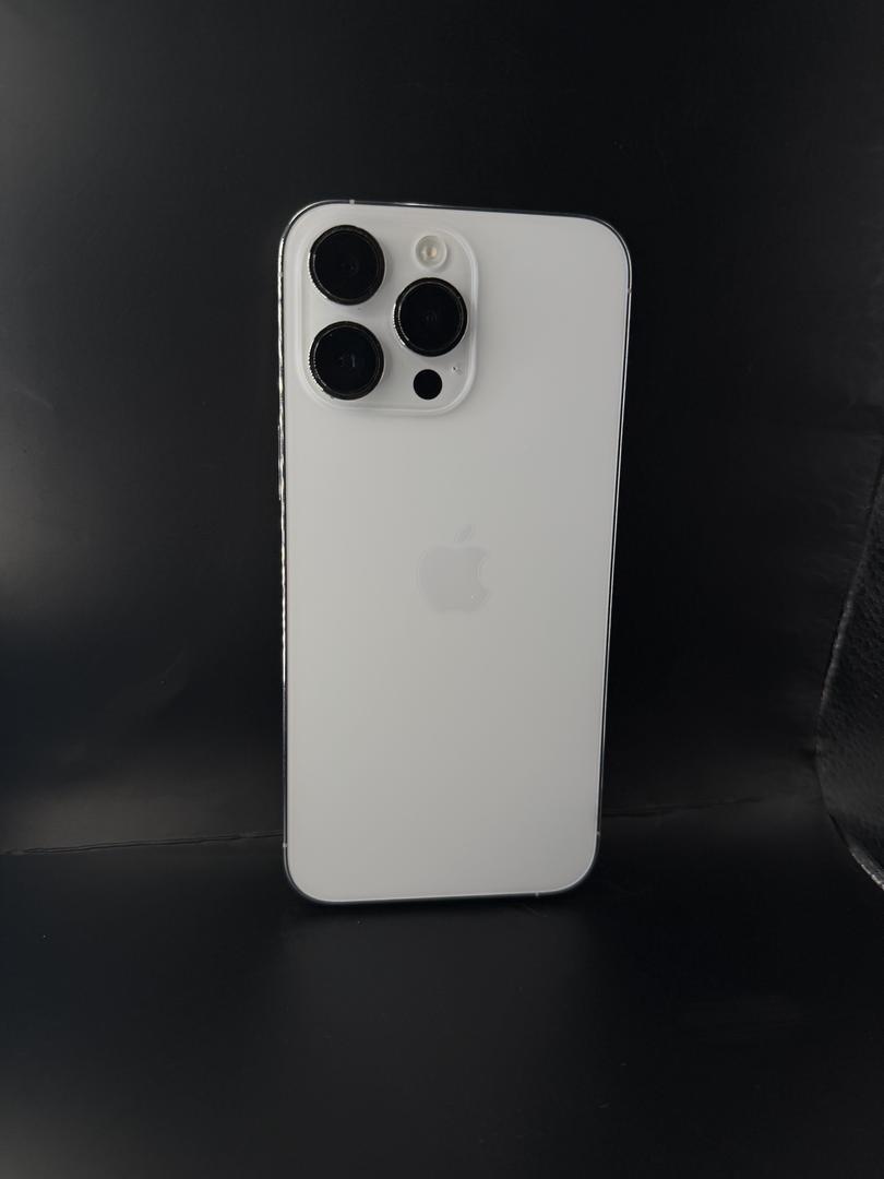 Apple iPhone 14 Pro Max - Unlocked, 1TB, Silver, A2651 - LAHO39486