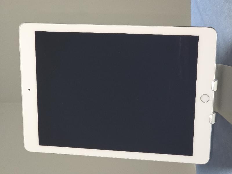 Apple iPad Air 2 - Wi-Fi, 128 GB, Plateado 2