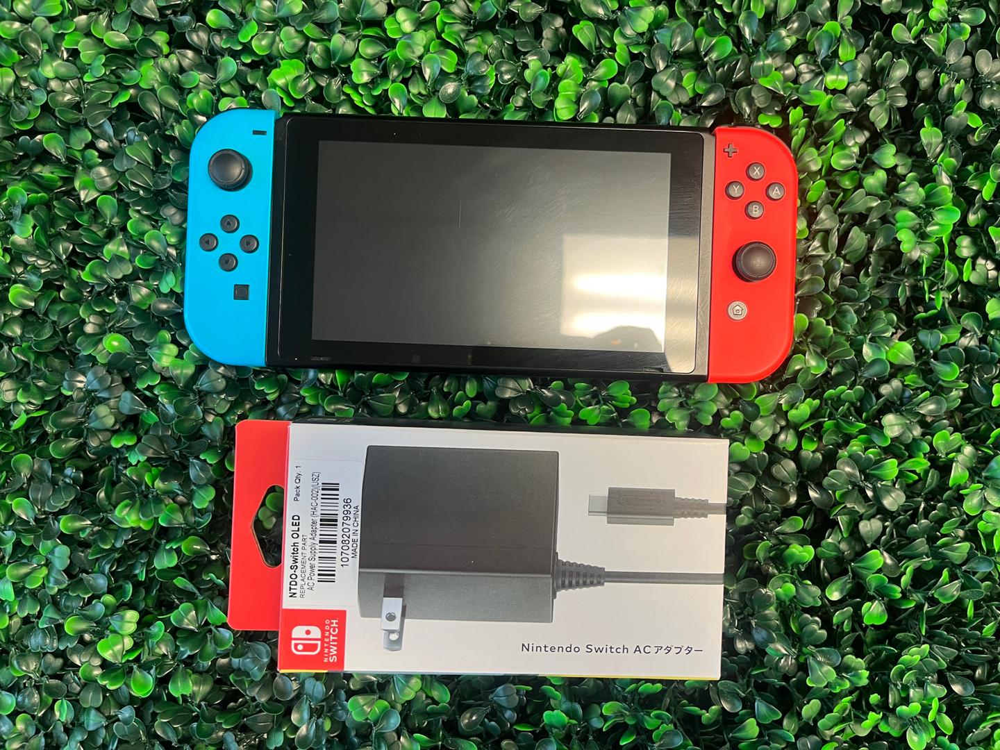 Nintendo Switch - 32GB, Red & Blue - LAHT83271 - Swappa