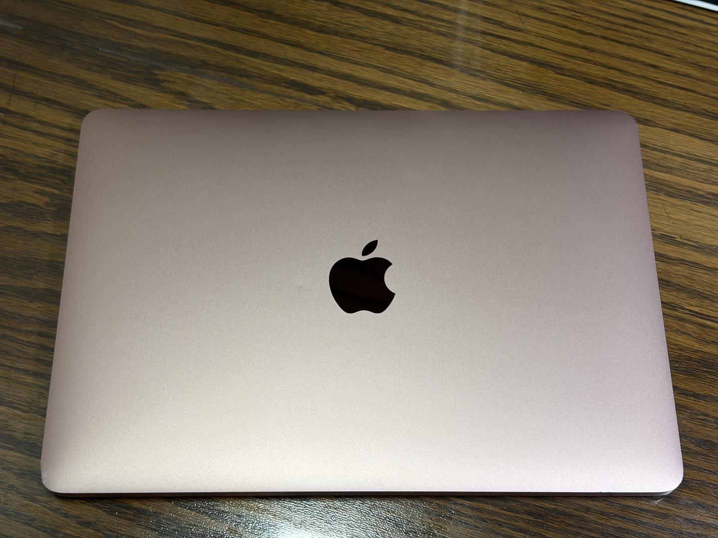 Macbook Retina 2017 - 12 inch - Product Guide, Specs, Prices, and