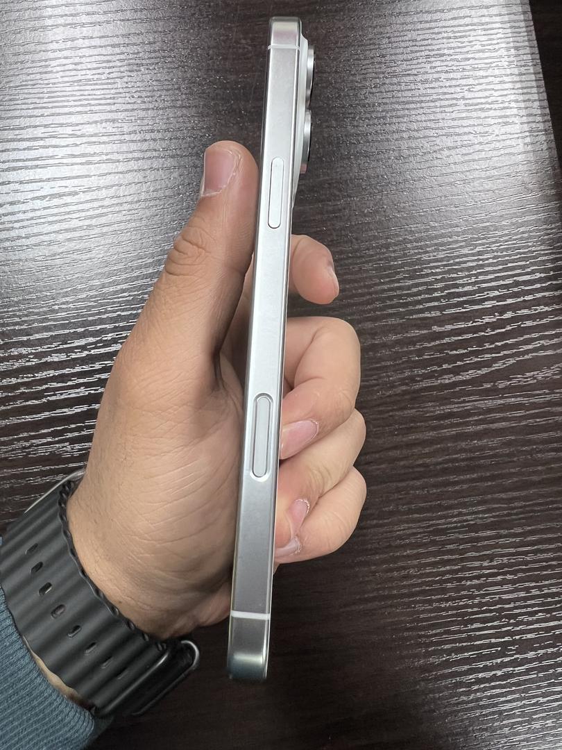 Apple iPhone 16 Pro Max - Unlocked, 256GB, White, A3084