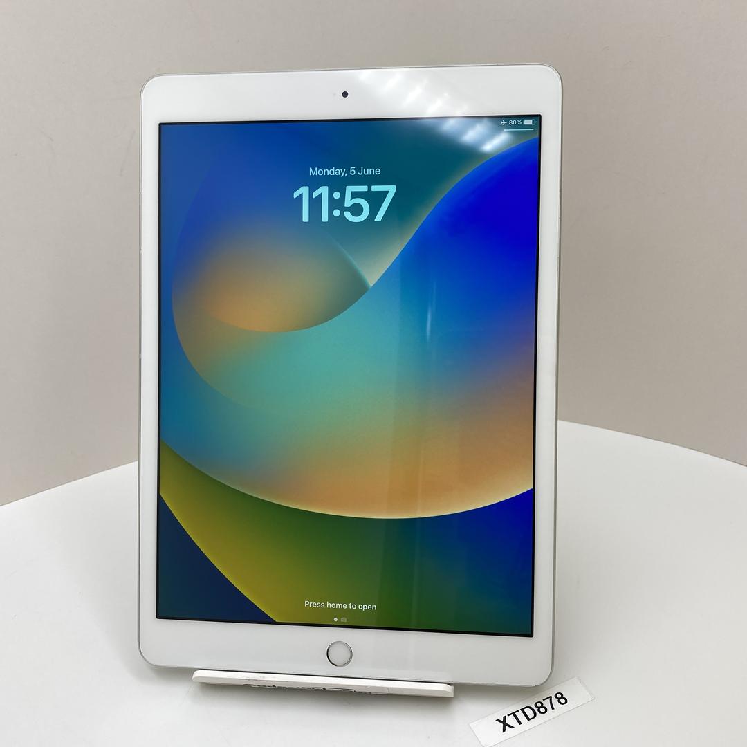 Apple iPad (8th Gen) - Wi-Fi, 32GB, Silver, A2270 - LAHU81800 - Swappa