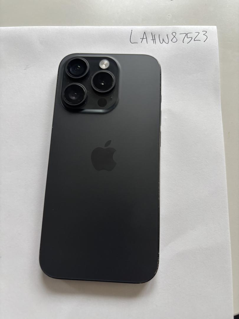 Apple iPhone 15 Pro - Unlocked, 256GB, Black, A2848 - LAHW87523