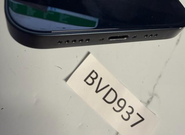 Apple iPhone 13 - Desbloqueado, 128 GB, Medianoche, A2482 5