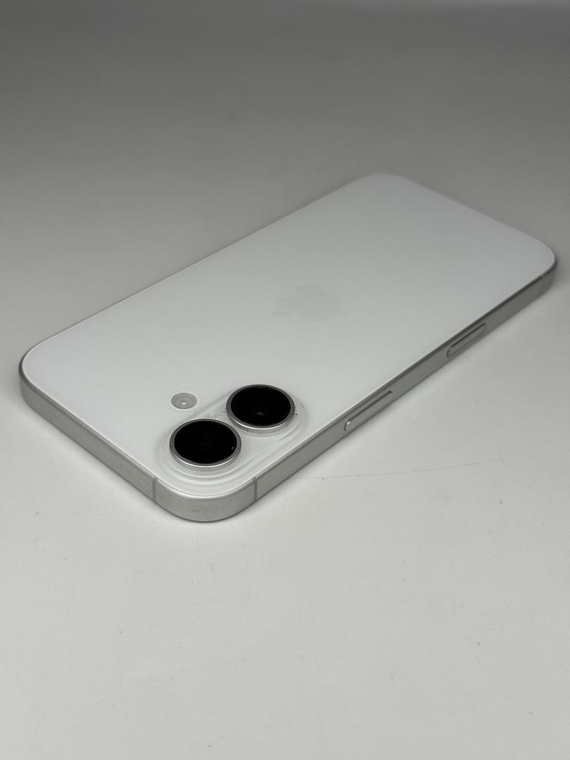 Apple iPhone 16 - Unlocked, 128GB, White, A3081 - LAHX87689 - Swappa