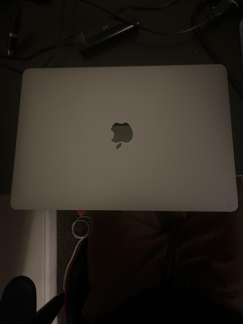 MacBook Air 2020 - 13" - 512 GB, Gris, 8 GB, Apple M1 4
