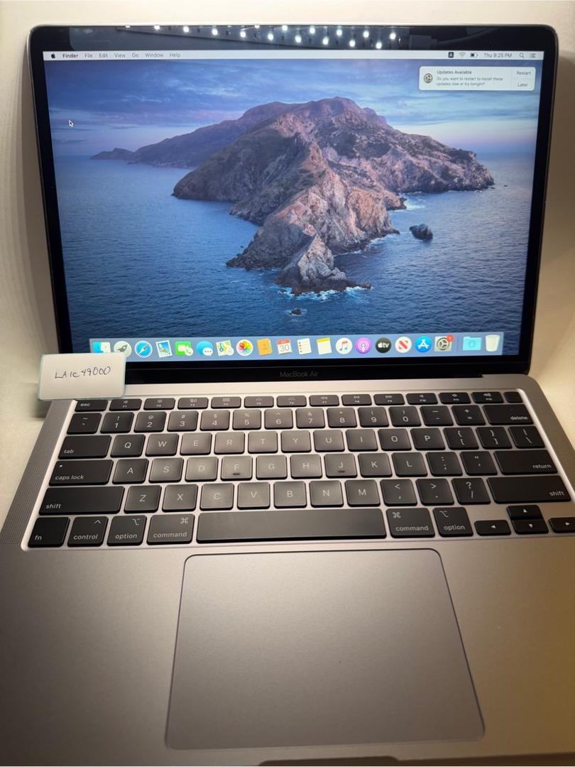 MacBook Air 2020 - 13" - 128 GB, Gris, 8 GB, Intel Core i3 2