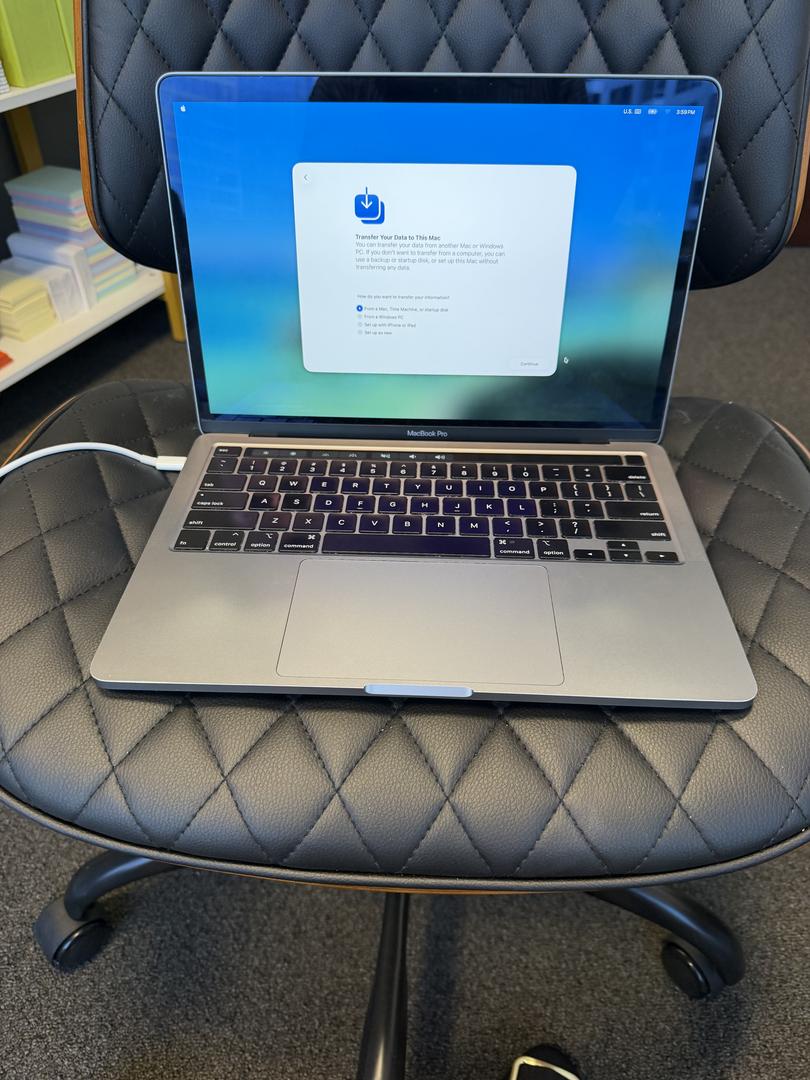 MacBook Pro 2020 - 13" - 1 TB, Gris, 32 GB, Intel Core i5 7