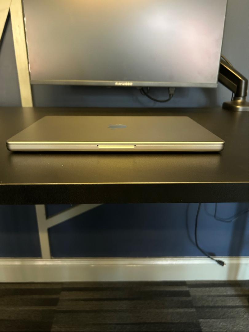 MacBook Pro 2021 - 14" - 1 TB, gris, 32 GB, Apple M1 Max 7