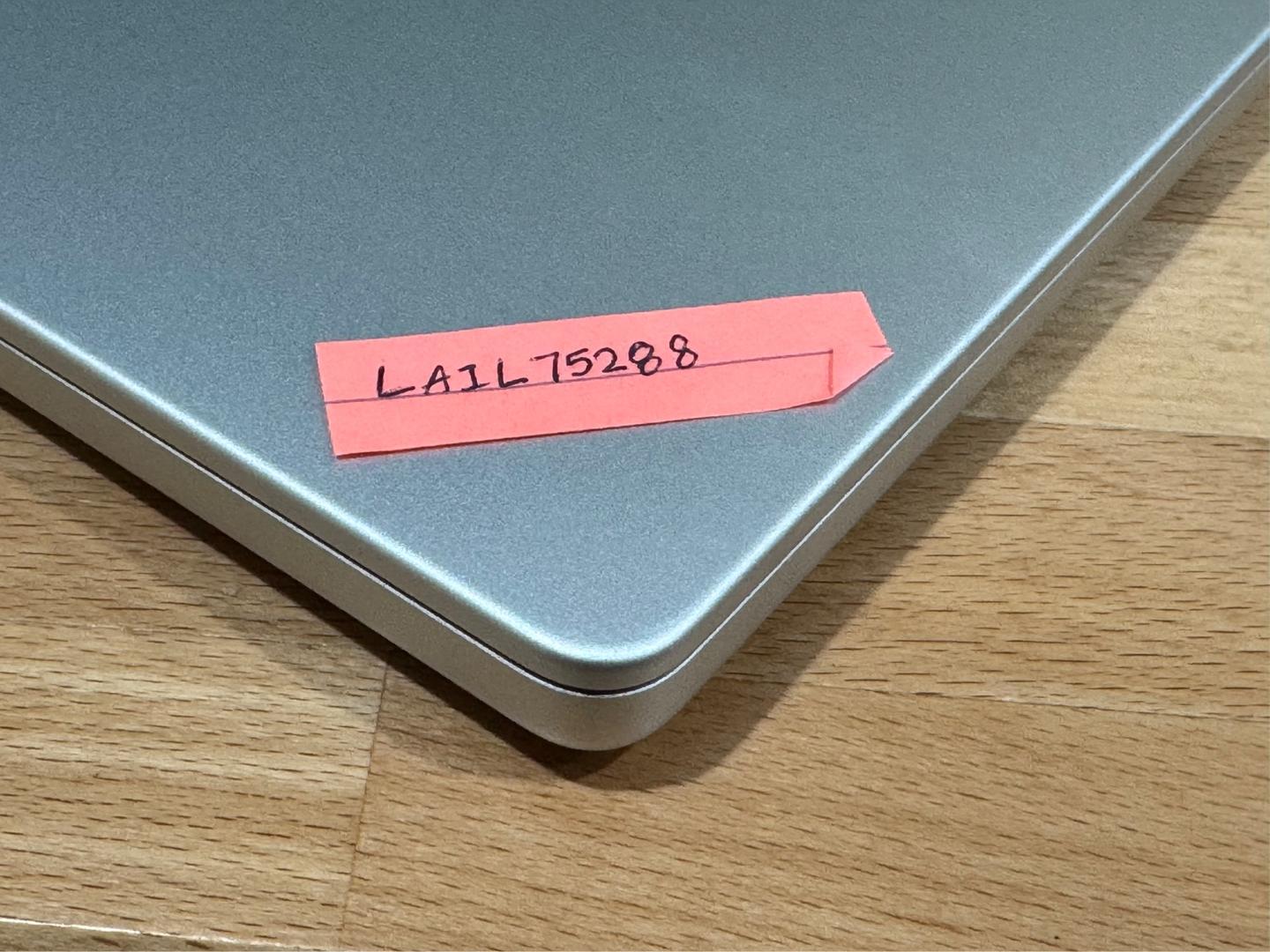 MacBook Pro 2021 - 14" - 1 TB, Plata, 64 GB, Apple M1 Max 4