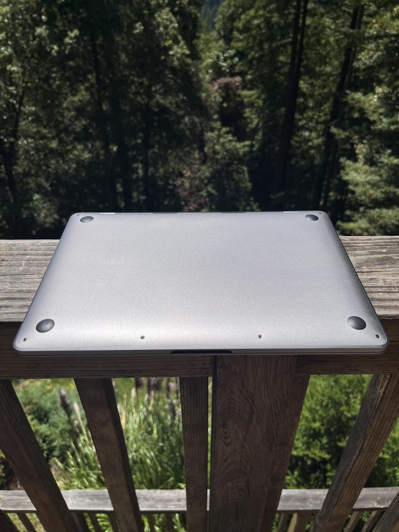 MacBook Pro 2020 - 13" - 256 GB, Plata, 8 GB, Intel Core i5 5