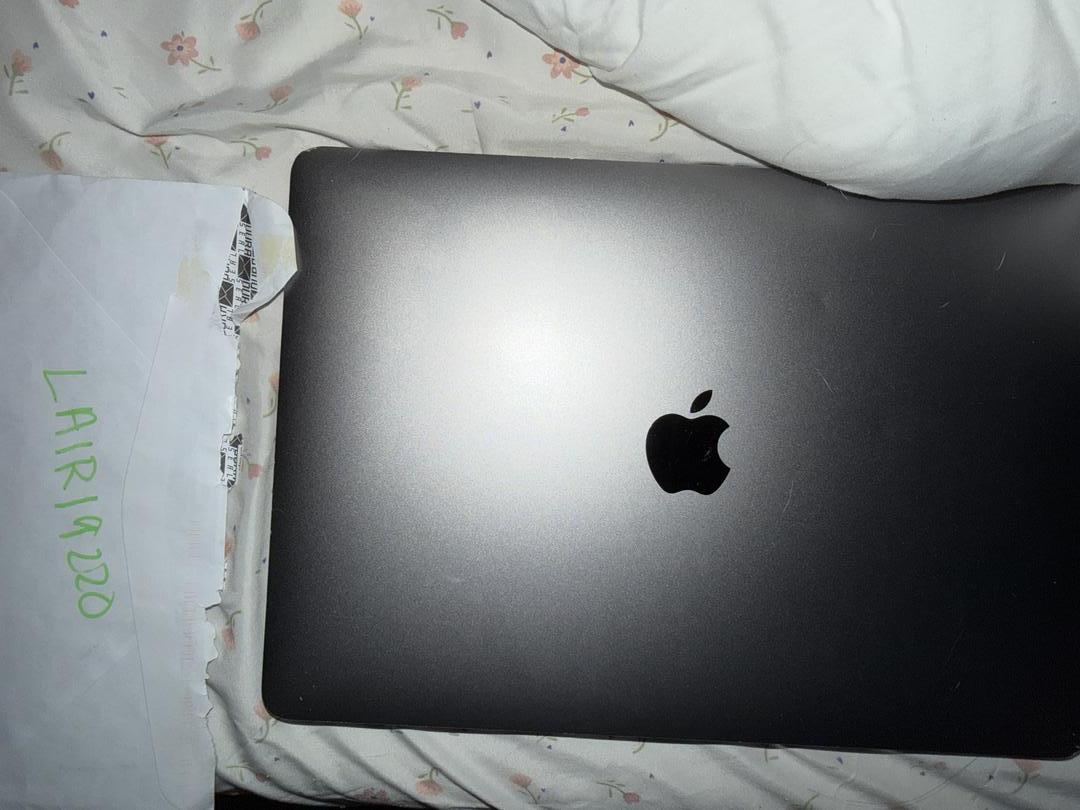 MacBook Air 2020 - 13" - 256 GB, gris, 8 GB, Intel Core i3 2