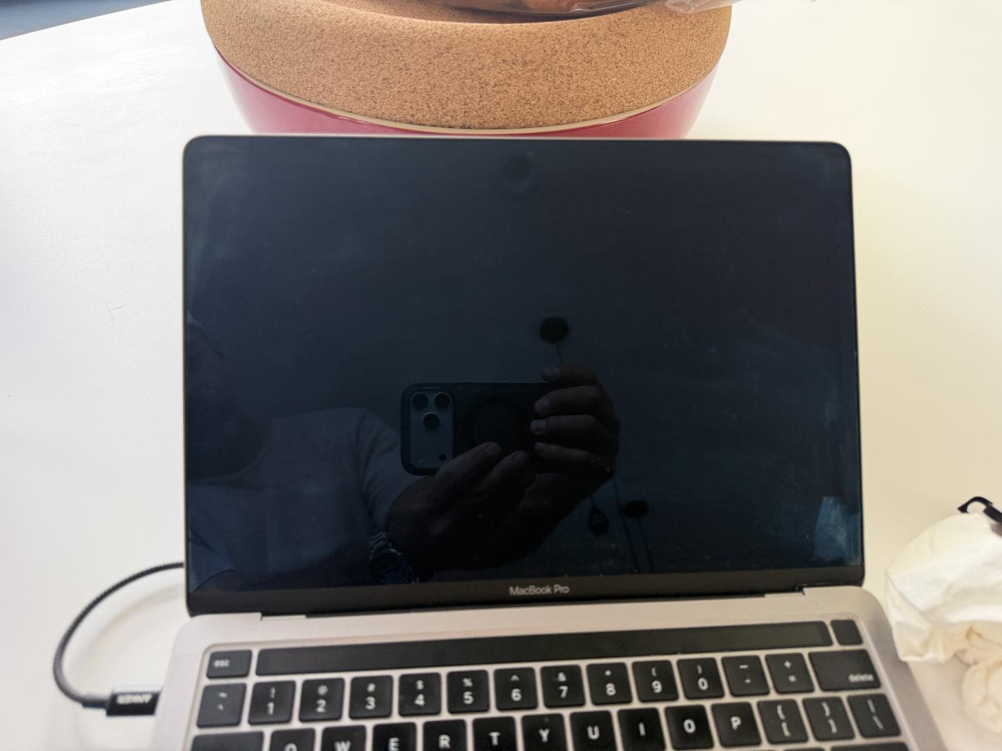 MacBook Pro 2020 - 13" - 512 GB, gris, 16 GB, Intel Core i5 3