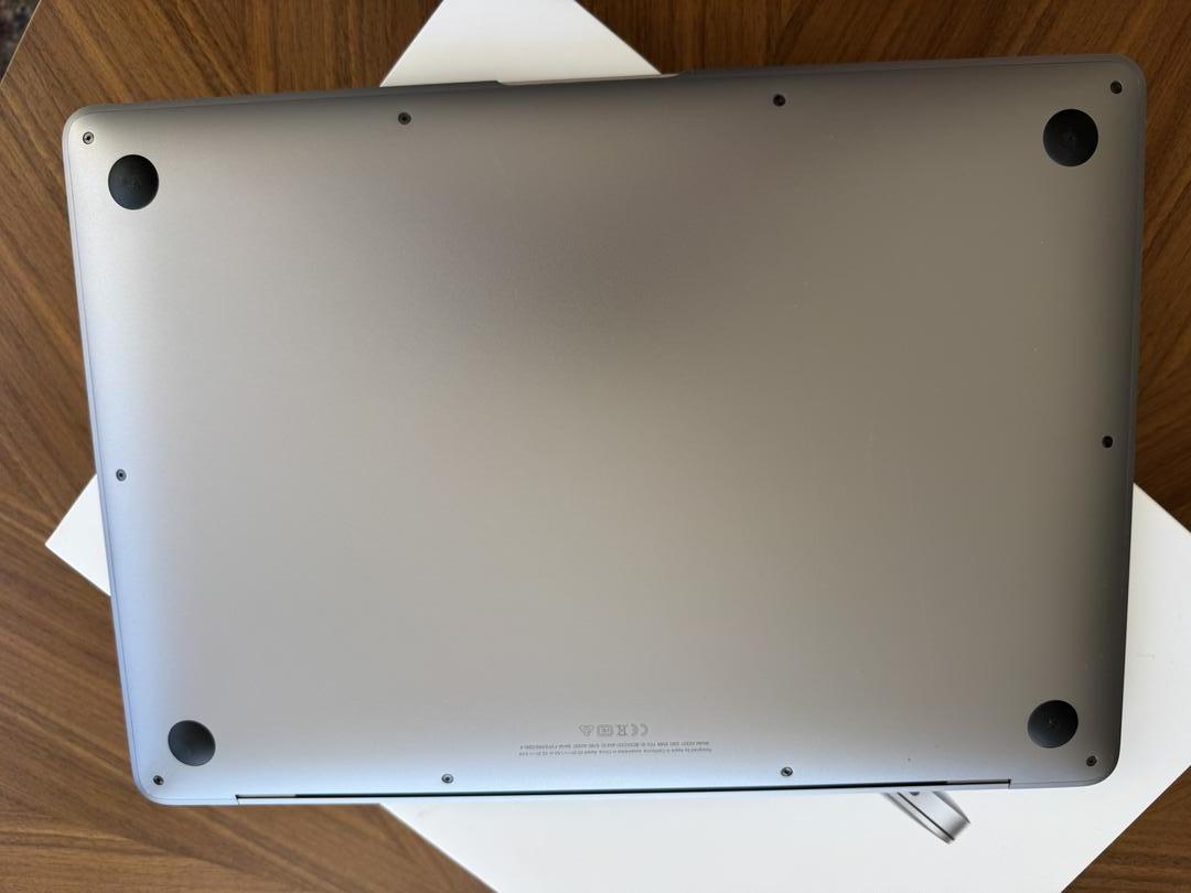 MacBook Air 2020 - 13" - 256 GB, Gris, 8 GB, Apple M1 6