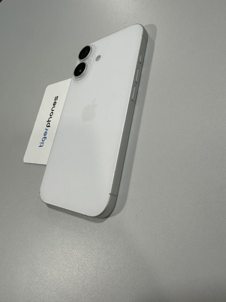Apple iPhone16 256GB ホワイト Refurbished iPhone 16 256GB - White