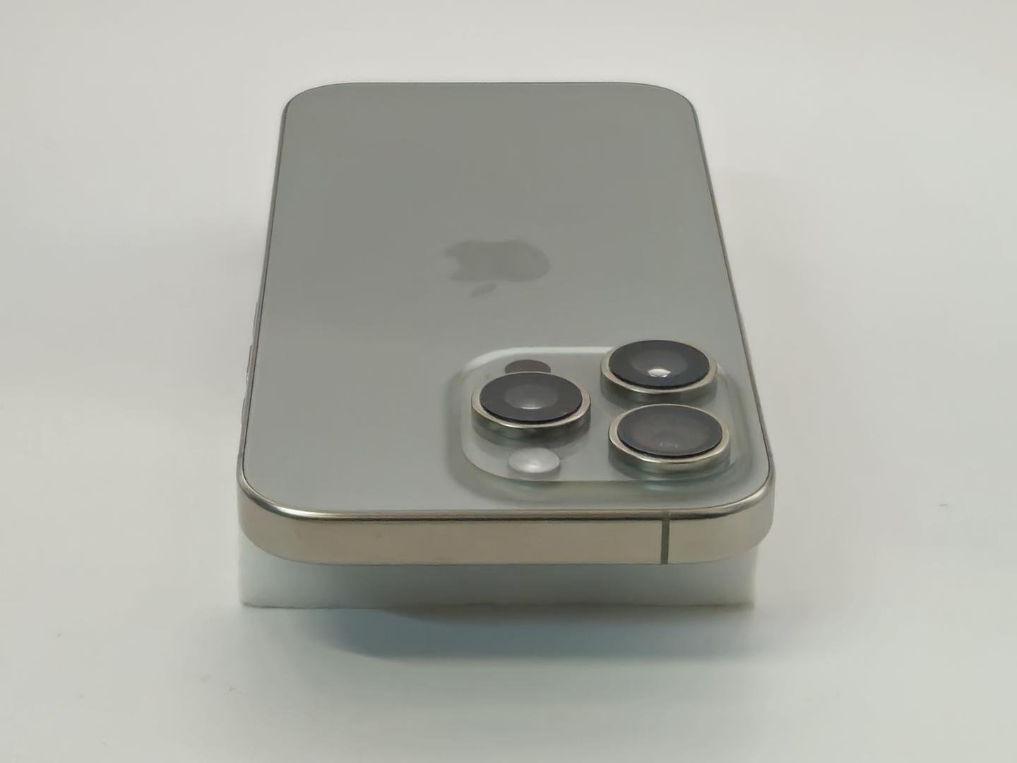 Apple iPhone 16 Pro - AT&T, 256GB, Natural, A3083 - LAJD01760 - Swappa