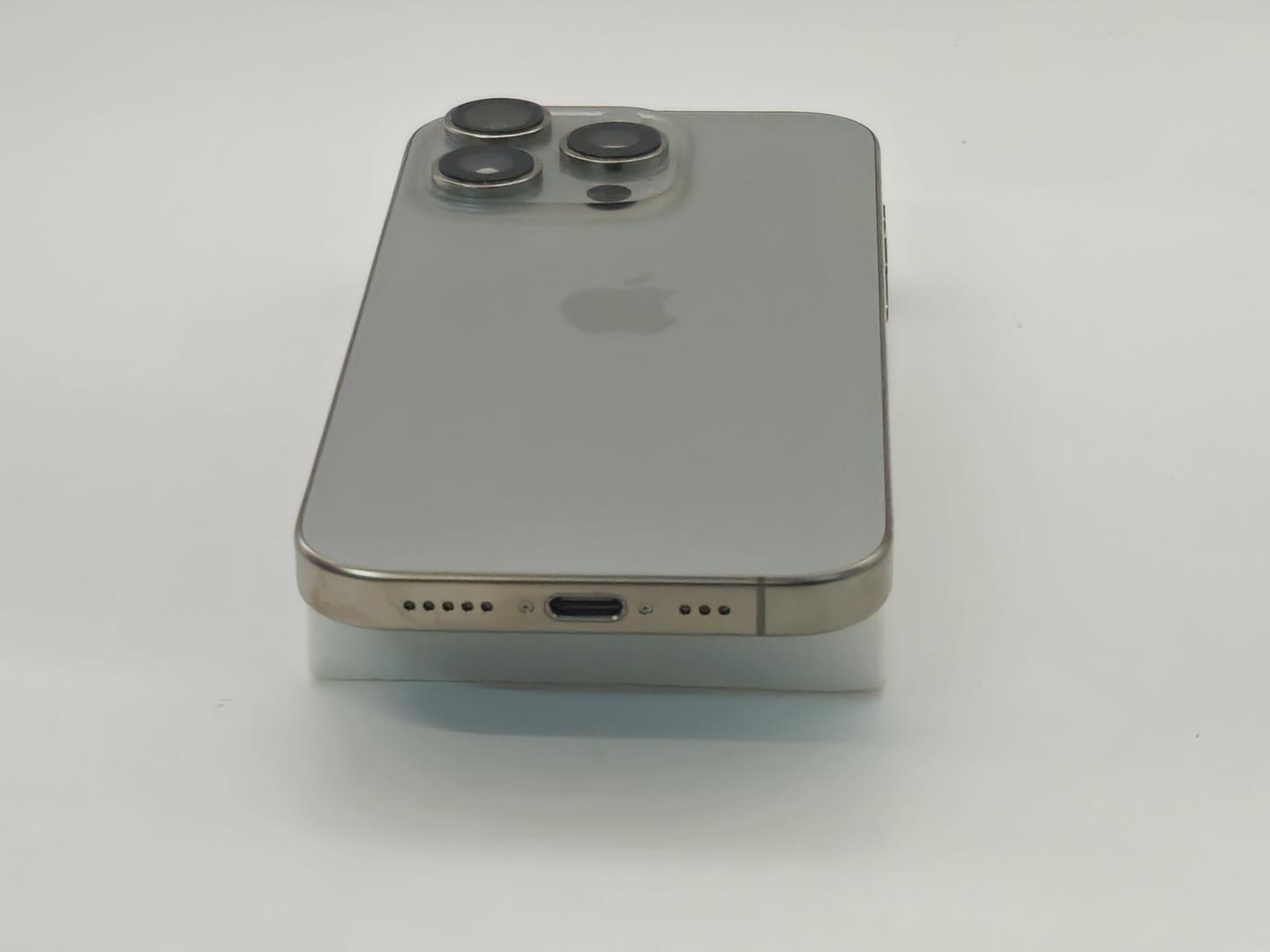 Apple iPhone 16 Pro - AT&T, 256GB, Natural, A3083 - LAJD01760 - Swappa