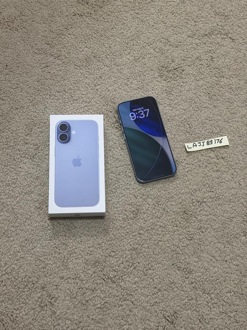 Apple iPhone 17 - Unlocked, 256GB, Mist Blue, A3258 - LAJJ89176