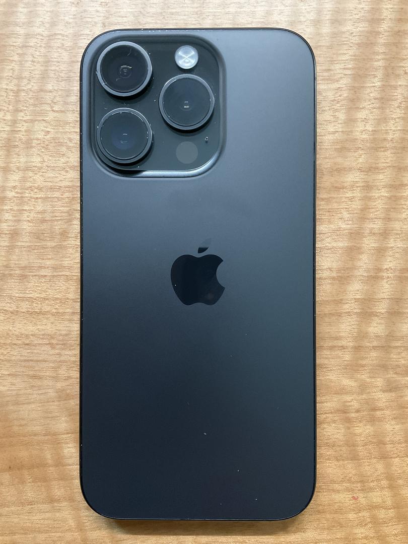 apple-iphone-15-pro-unlocked-256gb-black-a2848-lajk40008-swappa