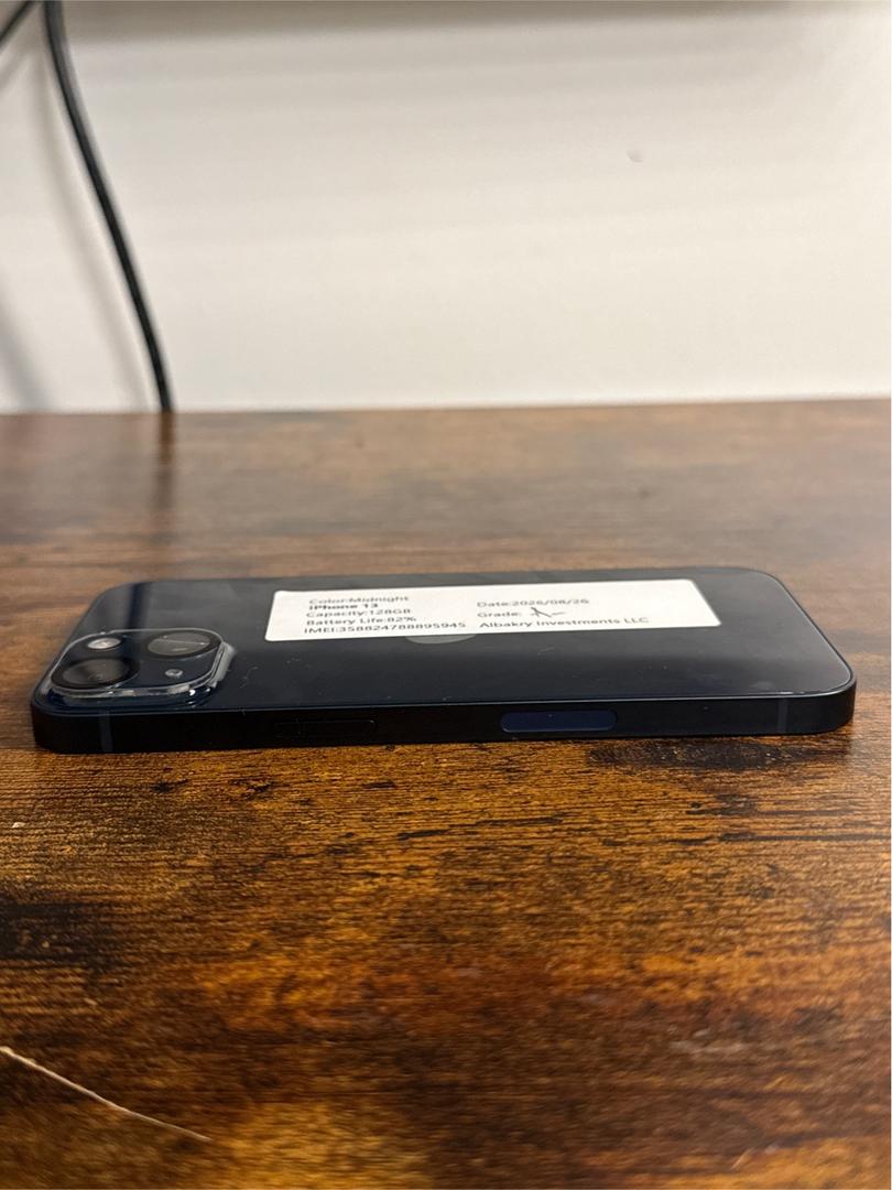 Apple iPhone 13 - Unlocked, 128GB, Midnight, A2482 - LAJK60711 Apple iPhone 13 - Unlocked, 128GB, Midnight, A2482 - LAJK60711