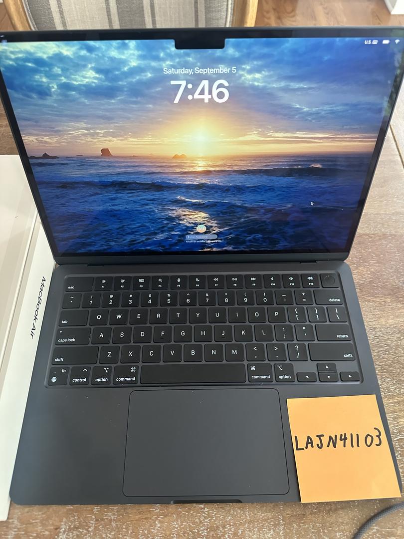 MacBook Air 2024 (M3) - 13 inch - Product Guide, Specs, Prices