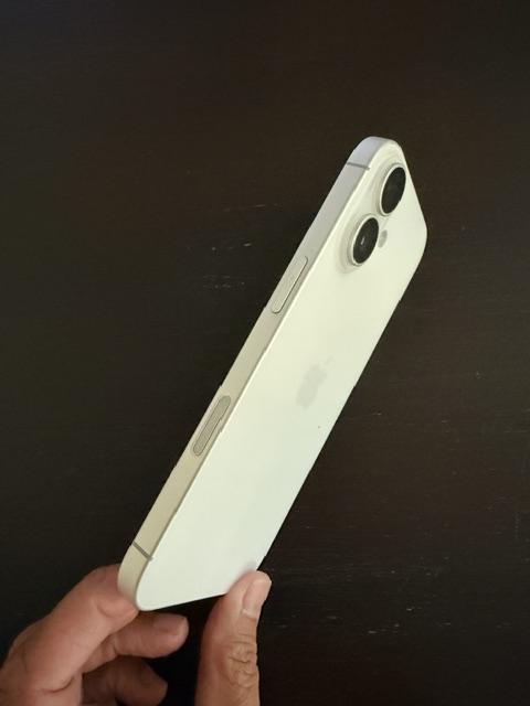 Apple iPhone 17 - AT&T, 256GB, White, A3258 - LAJQ16100 - Swappa