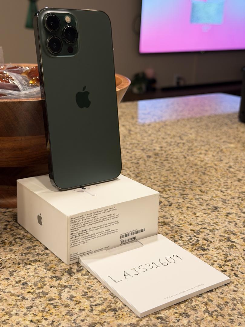 Apple iPhone 13 Pro Max - Unlocked Non-US, 128GB, Green, A2643