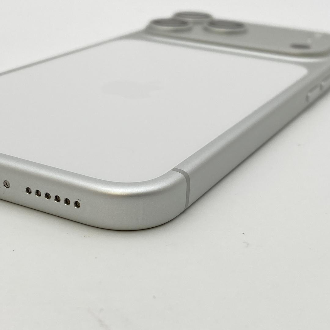 Apple iPhone 17 Pro Max - Unlocked, 512GB, Silver, A3257
