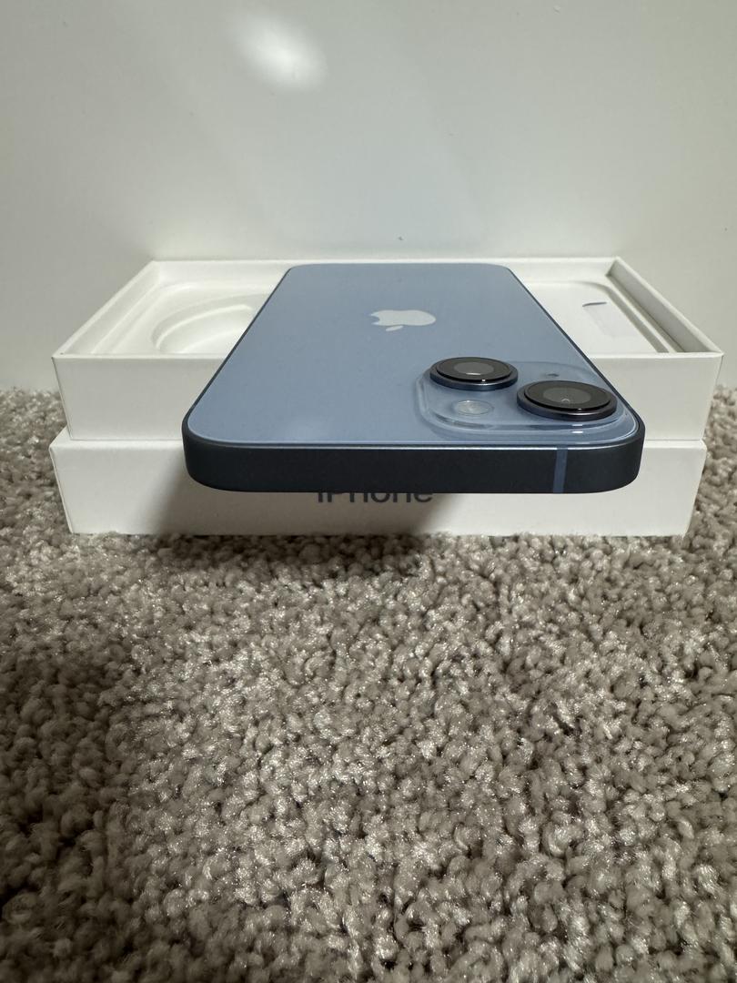 Apple iPhone 14 - Unlocked, 128GB, Blue, A2649 - LAKJ48540 - Swappa