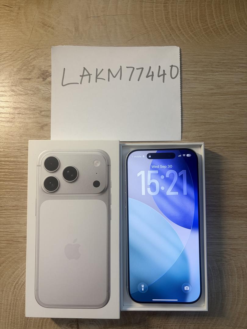 Apple iPhone 17 Pro - Unlocked, 256GB, Silver, A3256 - LAKM77440