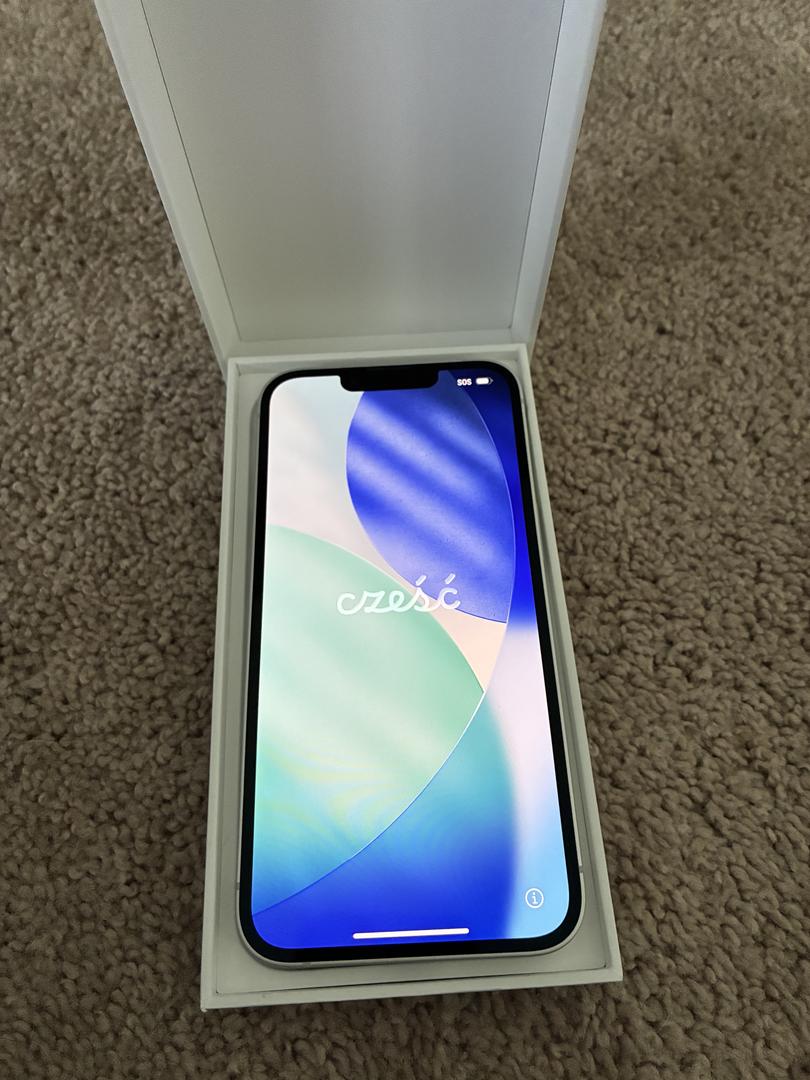 Apple iPhone 17e - Unlocked, 512GB, White, A3575 - LALO74770 - Swappa