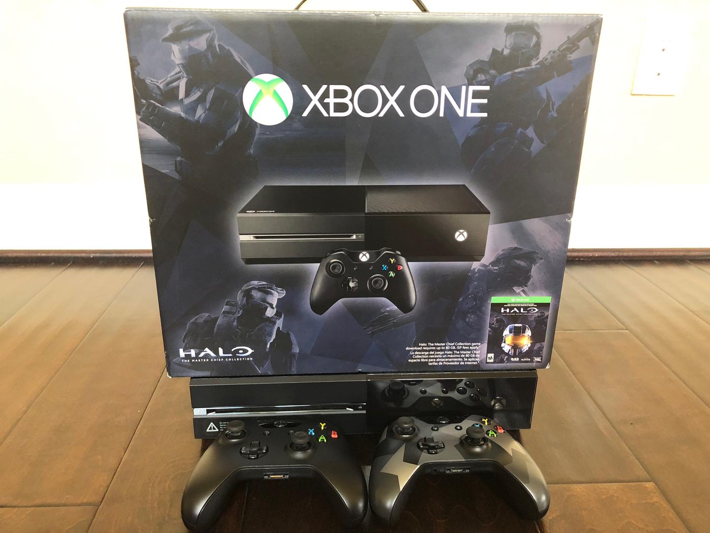 Xbox One (2013) Black, 500GB LRFQ42027 Swappa