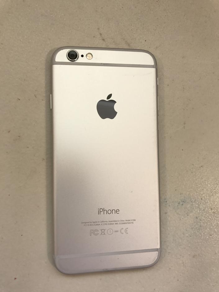 Designed By Apple In California Assembled In China Model A1586 Price