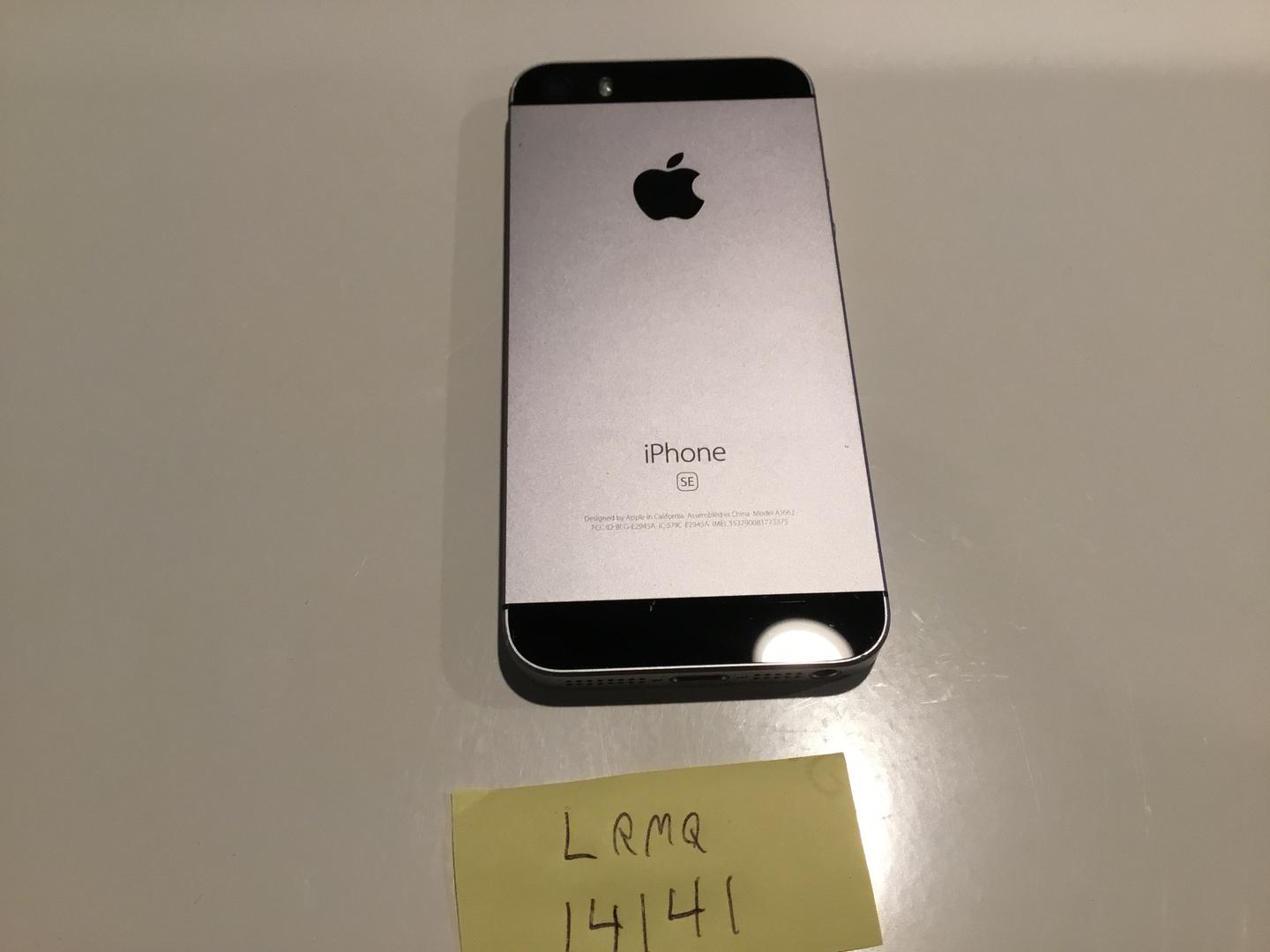 Apple iPhone SE 1st Gen 2016 Xfinity, Grey, 32GB, A1662 LRMQ14141 Swappa