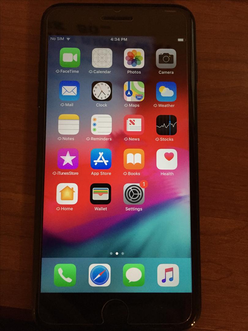 Apple iPhone 7 Plus Cricket, Jet Black, 32GB, 3GB, A1661 LRRP12896