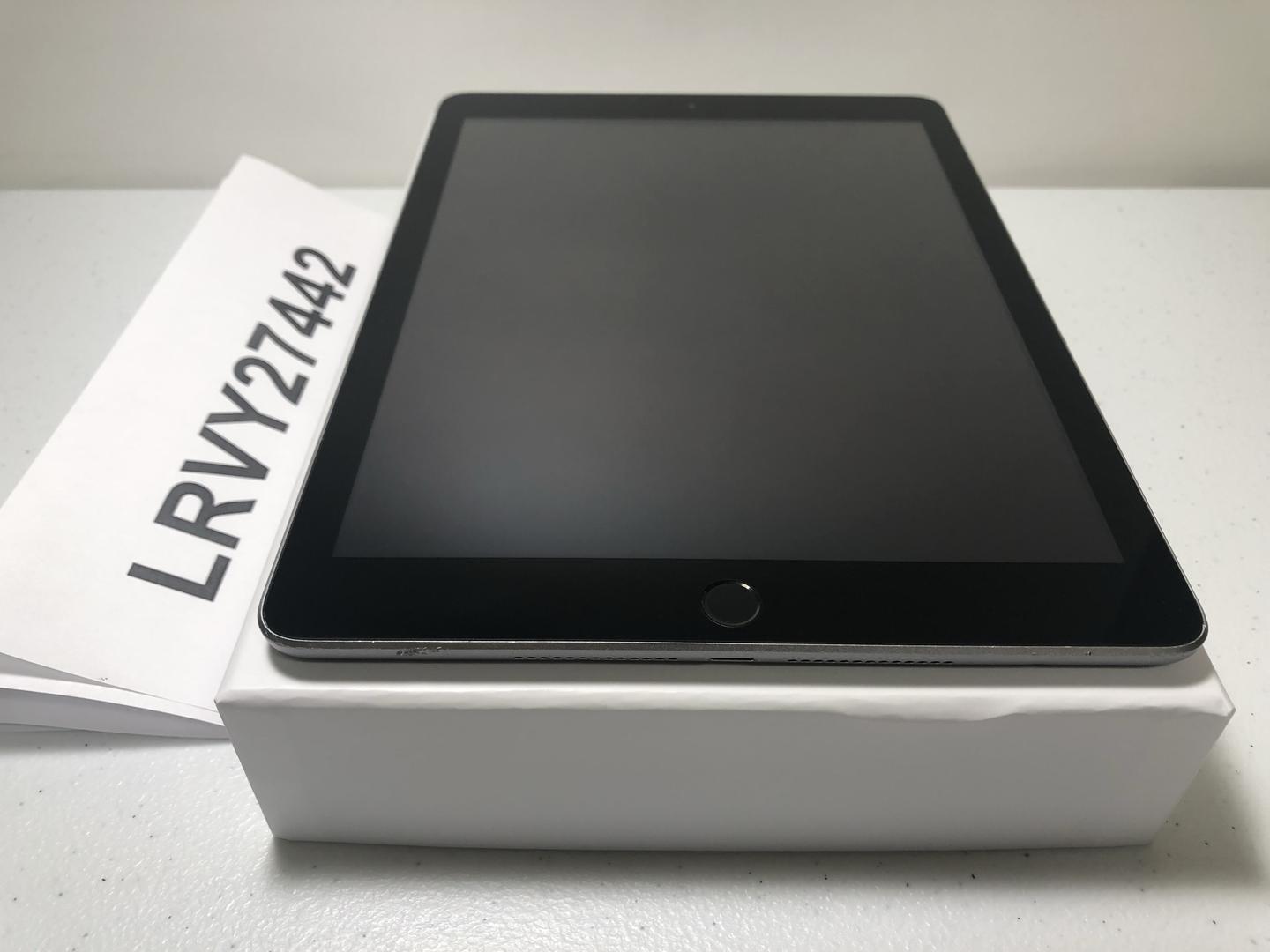 Apple IPad 5th Gen Wi Fi Gray 32GB A1822 LRVY27442 Swappa apple-ipad-5th-gen-wi-fi-gray-32gb-a1822-lrvy27442-swappa