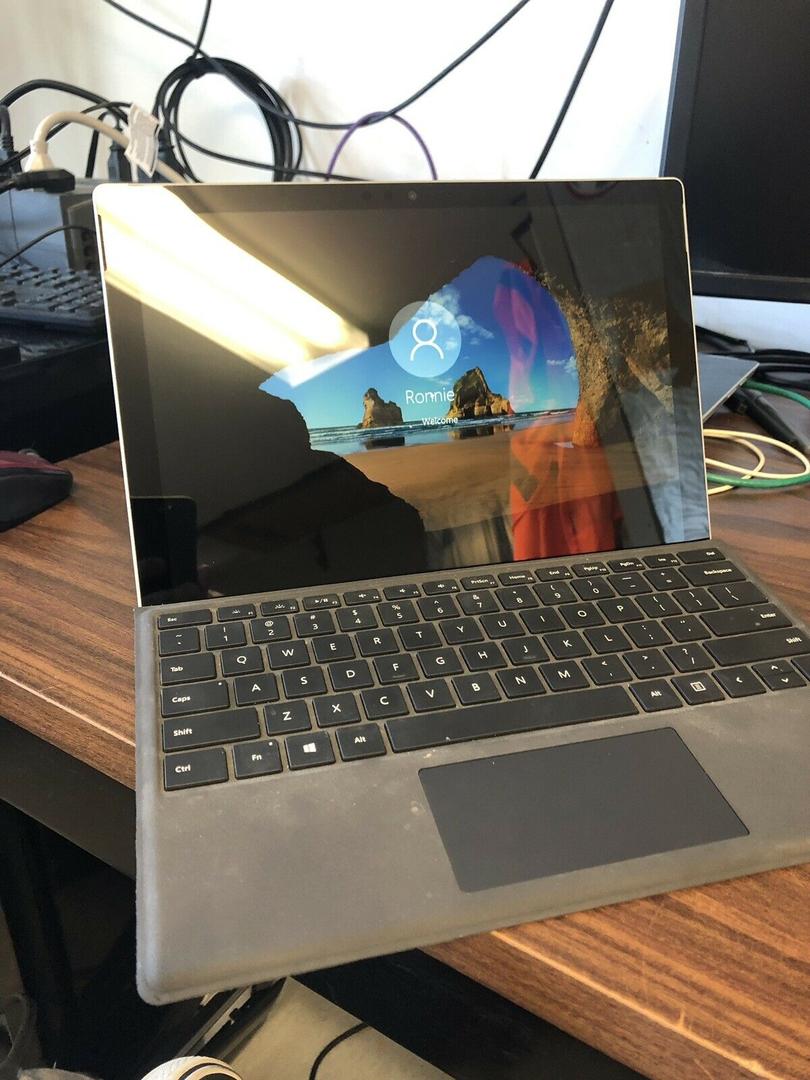 Microsoft Surface Laptop Silver, 256GB, 8GB LRXN63279 Swappa