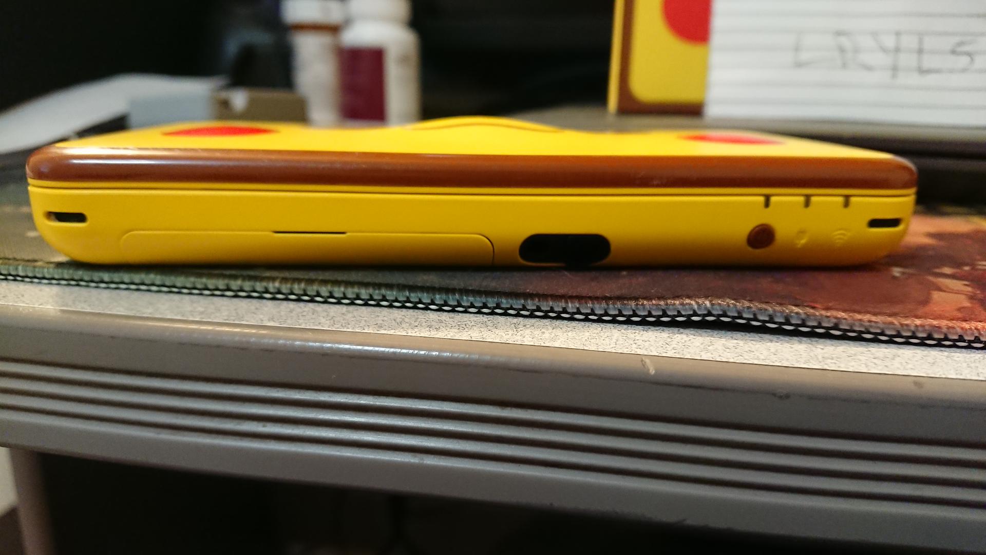 New Nintendo 2DS XL Yellow, 1GB, Pikachu LRYL51353 Swappa