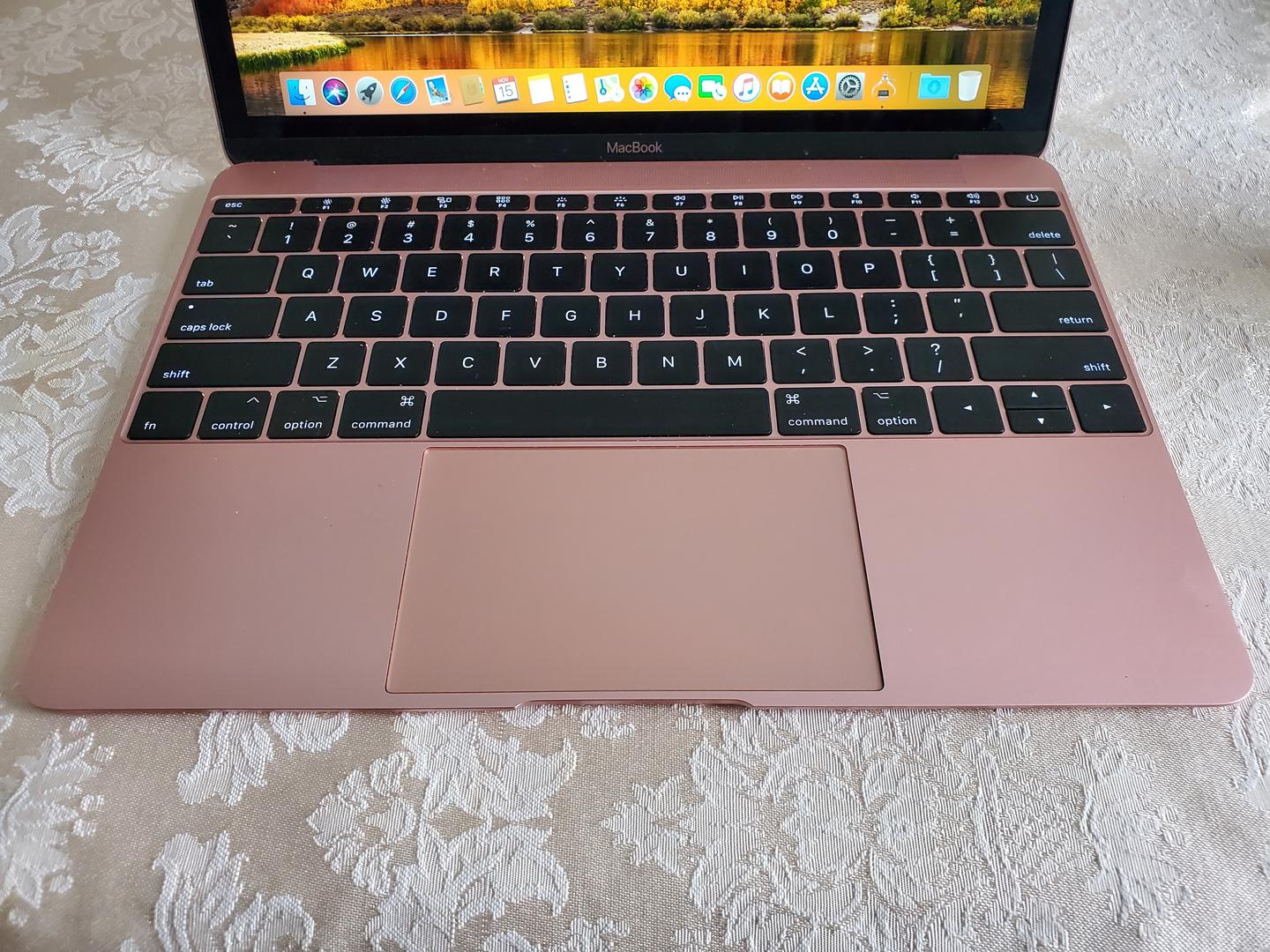 Macbook Retina 2017 12" Rose Gold, 256GB, 8GB LTMG49715 Swappa