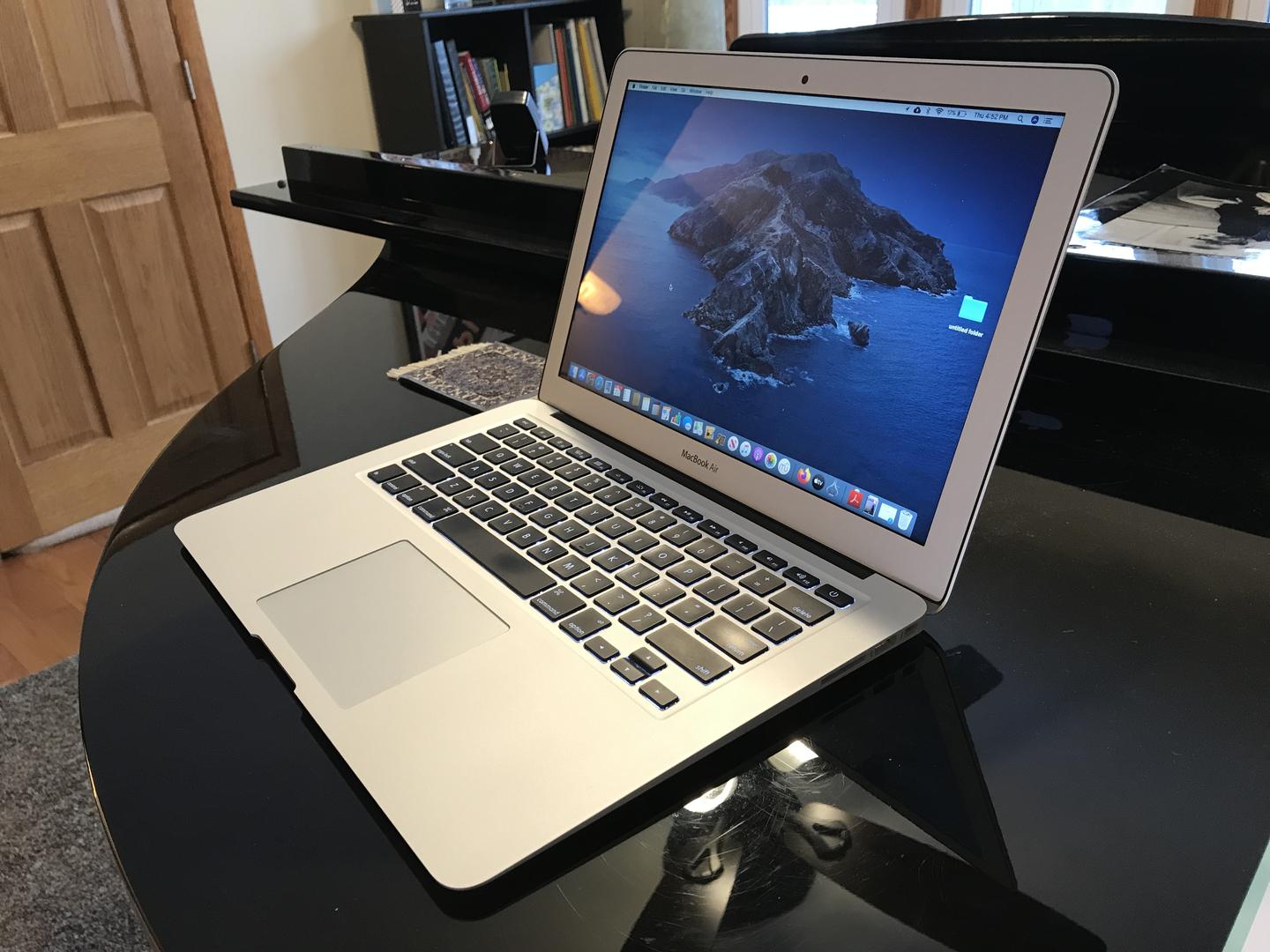 MacBook Air 2017 13 Silver 128GB 8GB LUBY67838 Swappa