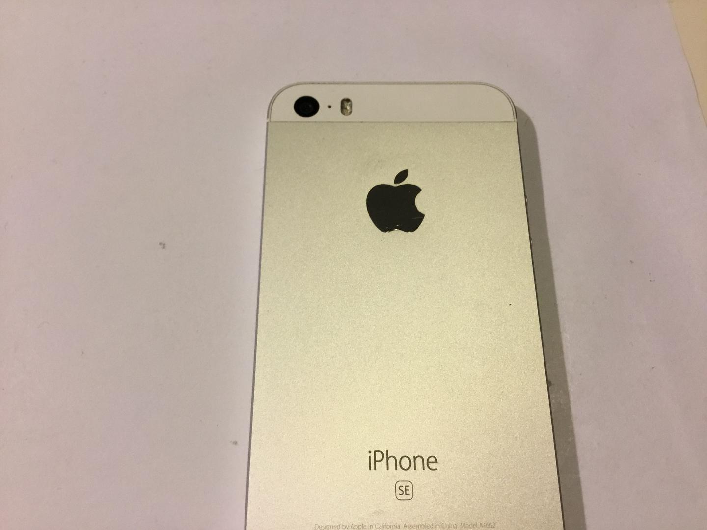 Apple iPhone SE (Xfinity) [A1662] Silver, 32 GB LUCW30881 Swappa