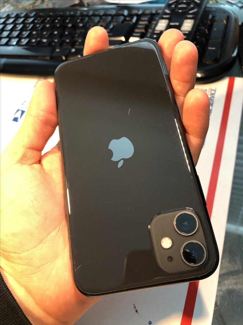Apple iPhone 11 Unlocked, Black, 128GB, A2111 LUGE60052 Swappa