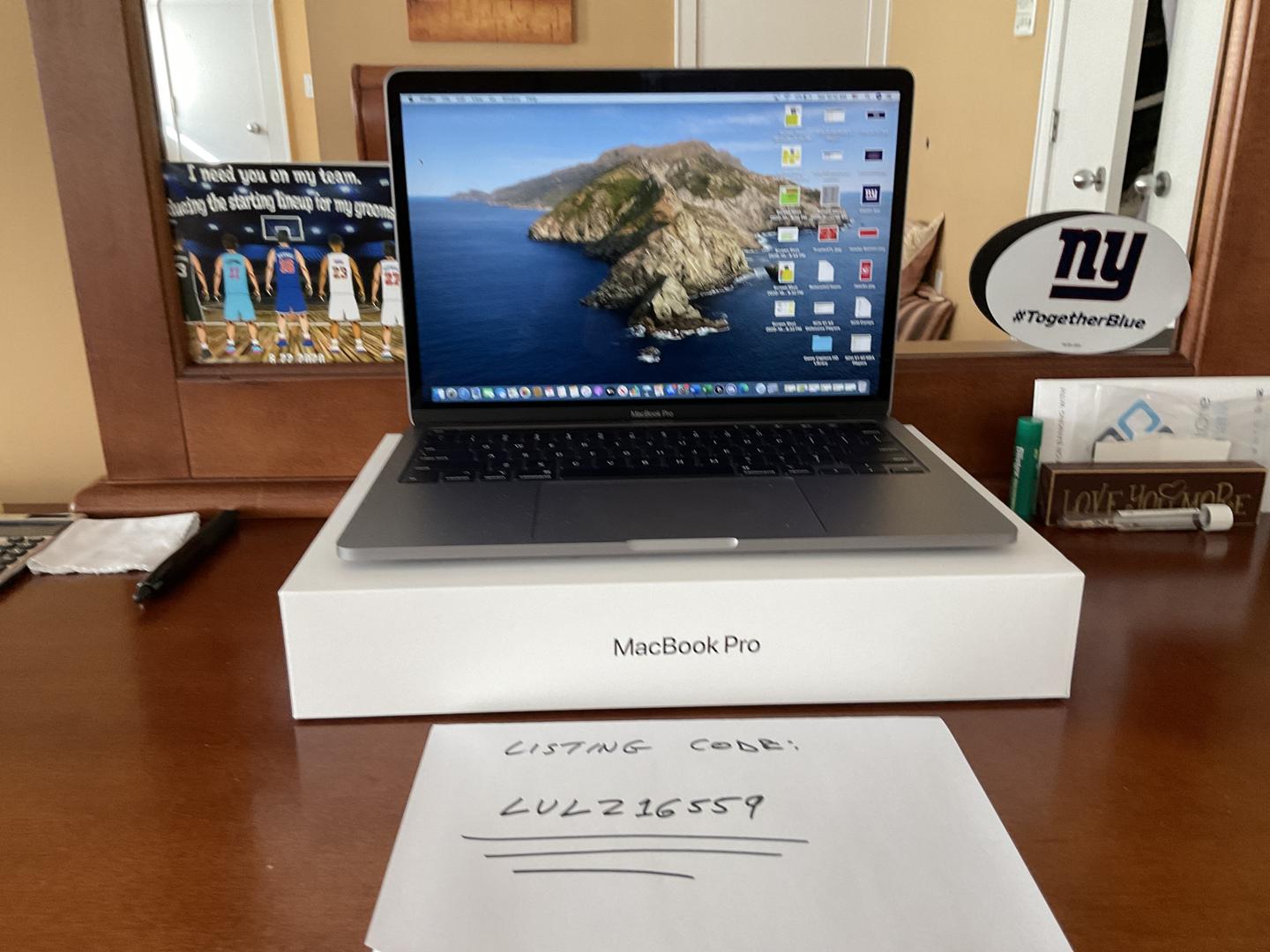 MacBook Pro 2020 - 13" - I5, Gray, 256GB, 8GB - LULZ16559 - Swappa